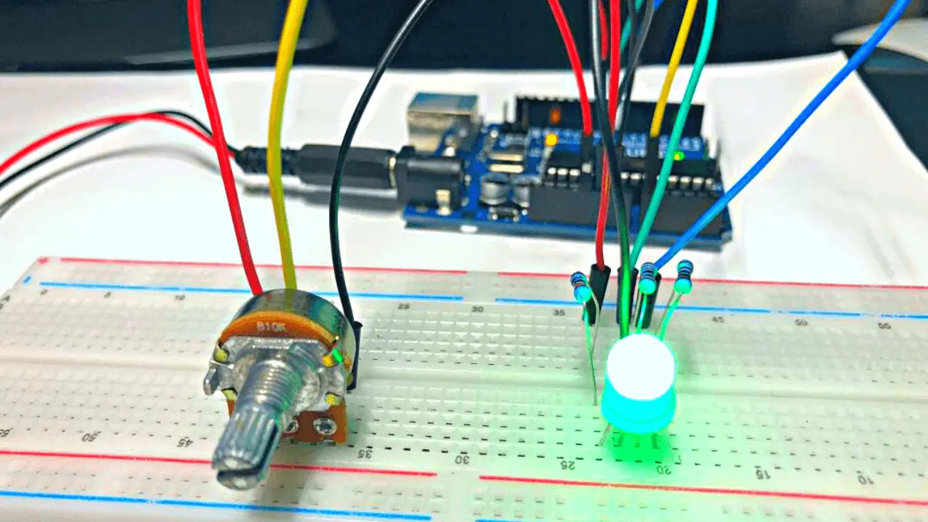 How to Make Control the Light Intensity of a LED Using PWM