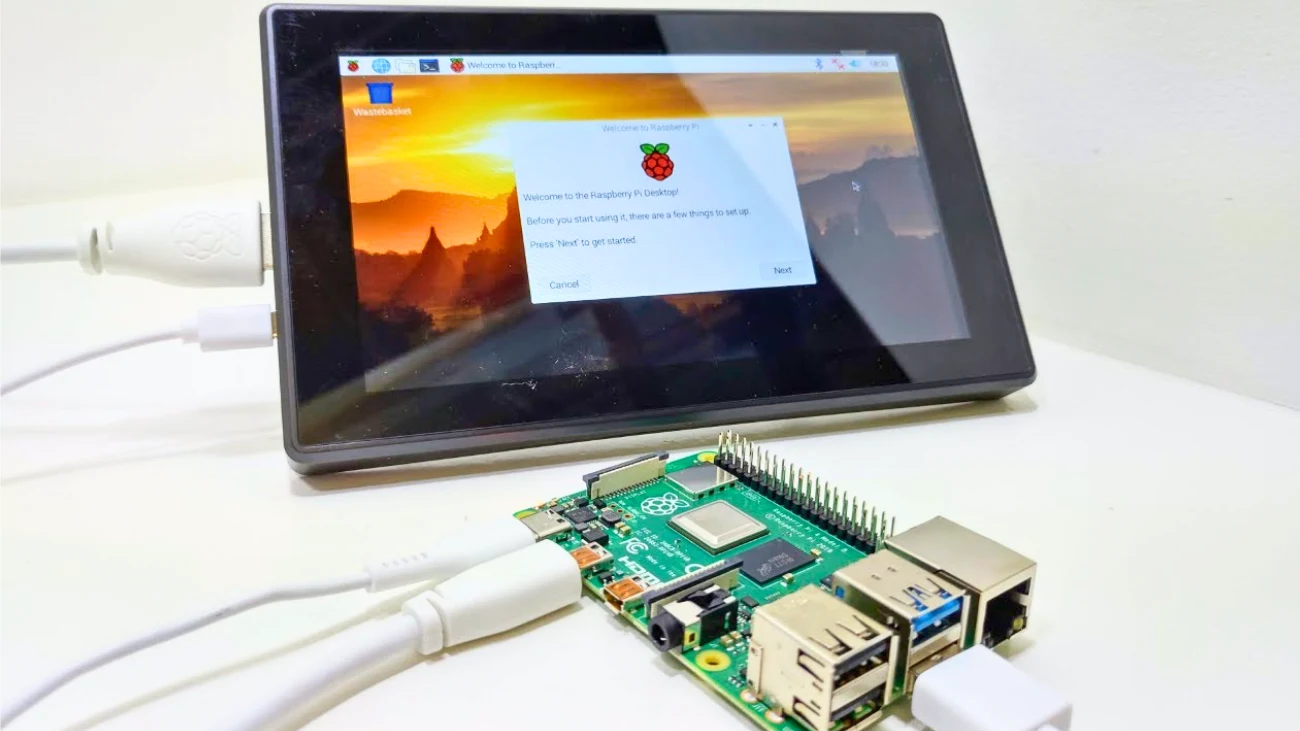 Alexa Smart Screen with Raspberry Pi
